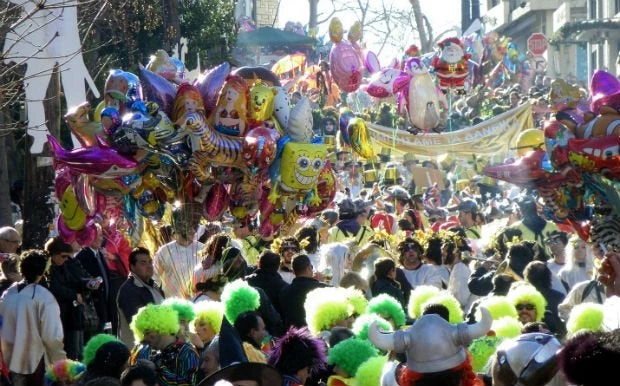 «Ραγκουτσάρια» με «Μακεδονία ξακουστή» στη Θεσσαλονίκη (βίντεο)